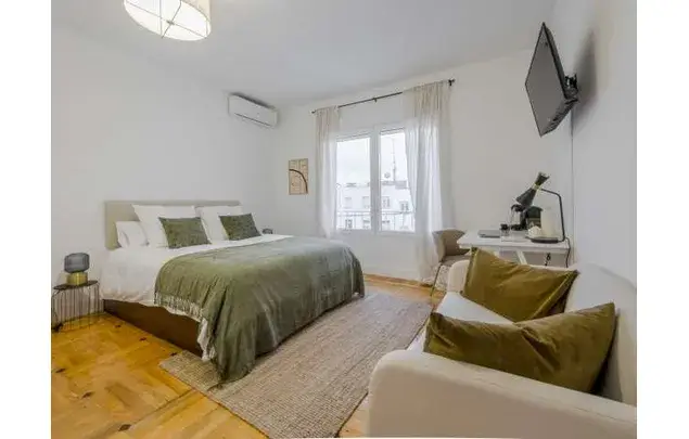 Alquiler Habitacion 180m2 Madrid