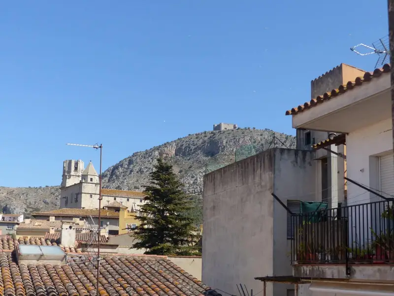 Mansión con Enorme Planta Diáfana en Torroella de Montgrí