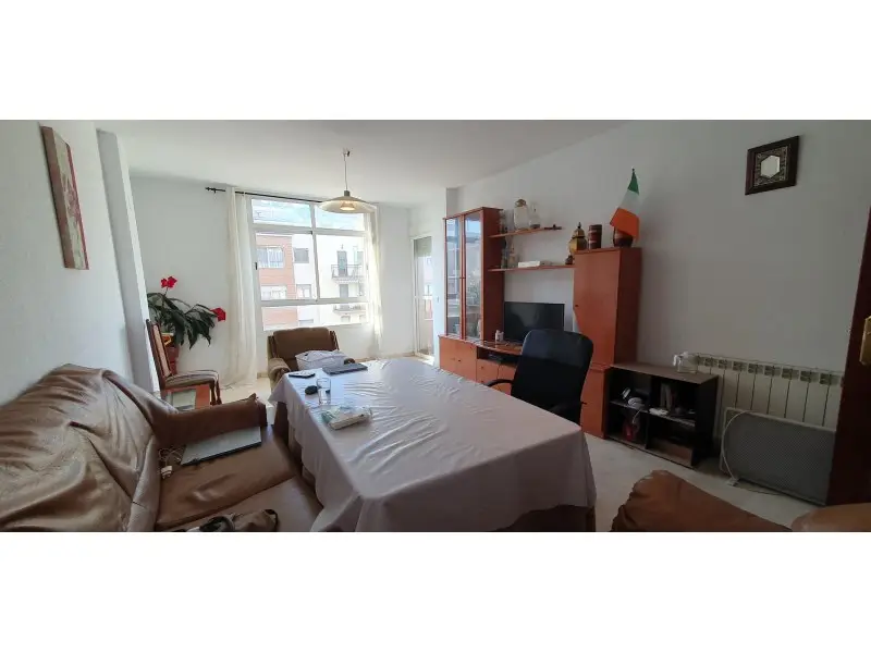 Piso en Venta Huerta Rosales Badajoz 4 habitaciones Garaje Trastero