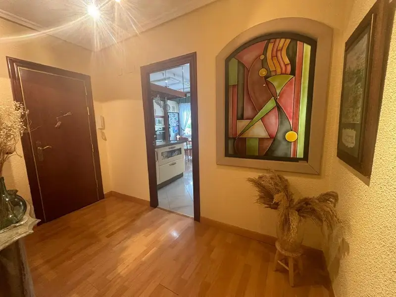 Venta Piso Luminoso en Novelda 4 Habitaciones 2 Baños