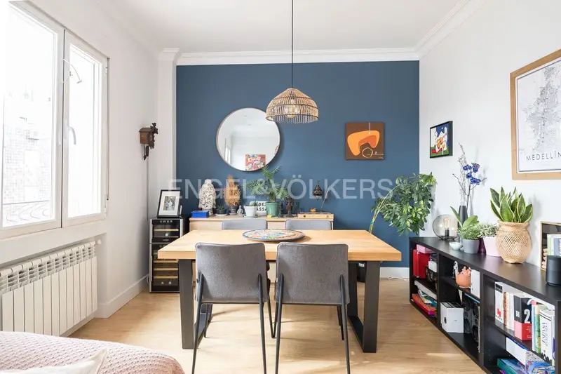 Apartamento en venta Madrid Centro 94m2 3 habitaciones 2 baños Garaje Reformado
