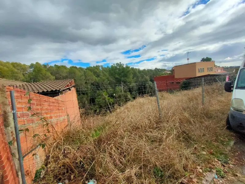 Venta Terreno Can Canyameres Sentmenat 808m2