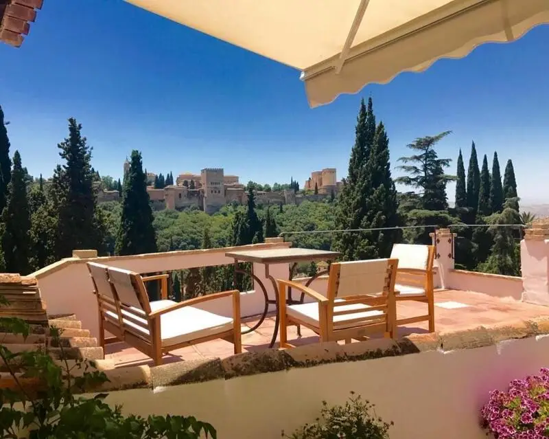 5 Apartamentos con Vistas Alhambra Gran Inversión