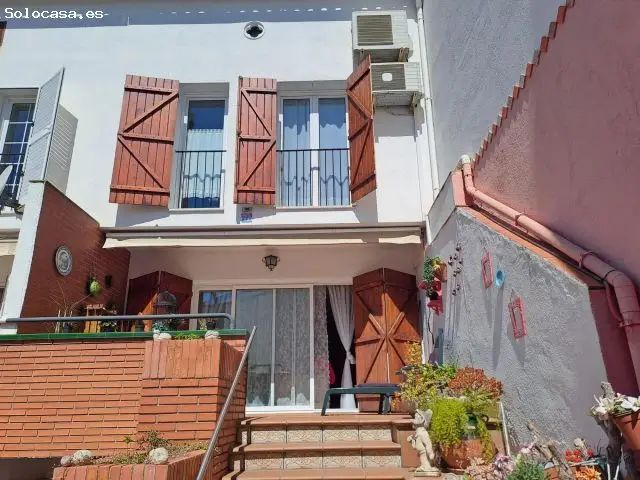 Encantadora Casa Pareada Reformada En Cerdanyola Del Vallès – Lista Para Entrar A Vivir