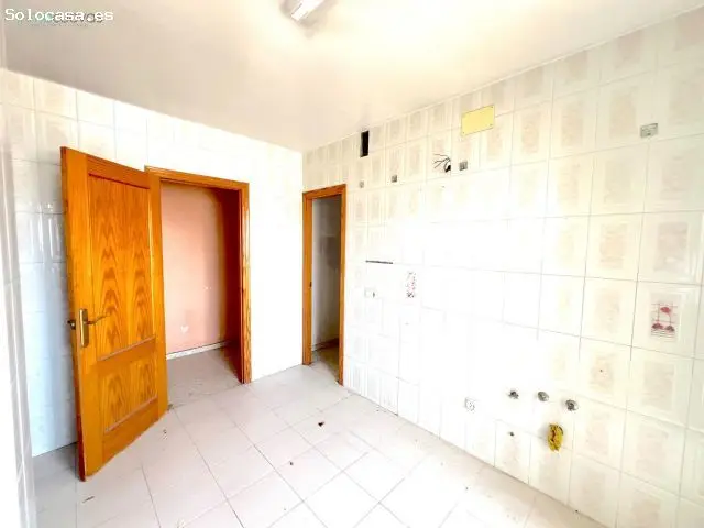 Piso en Venta en Vícar Calle Virgen del Carmen