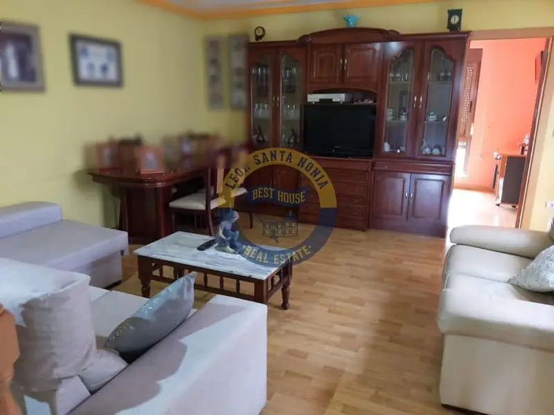 venta Chalet en Distrito 6, León (736546)- Globaliza