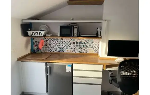 Estudio Amueblado en Malaga con Terraza