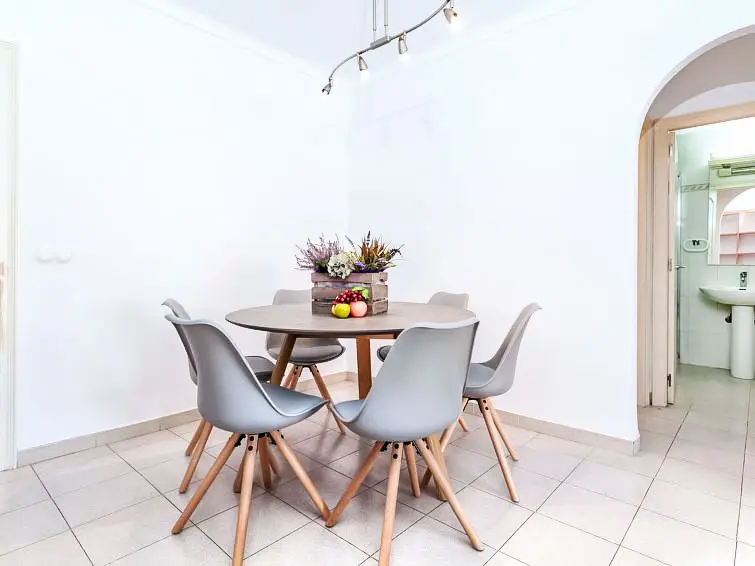 Apartamento 3 Dormitorios L Escala Alquiler Vacacional
