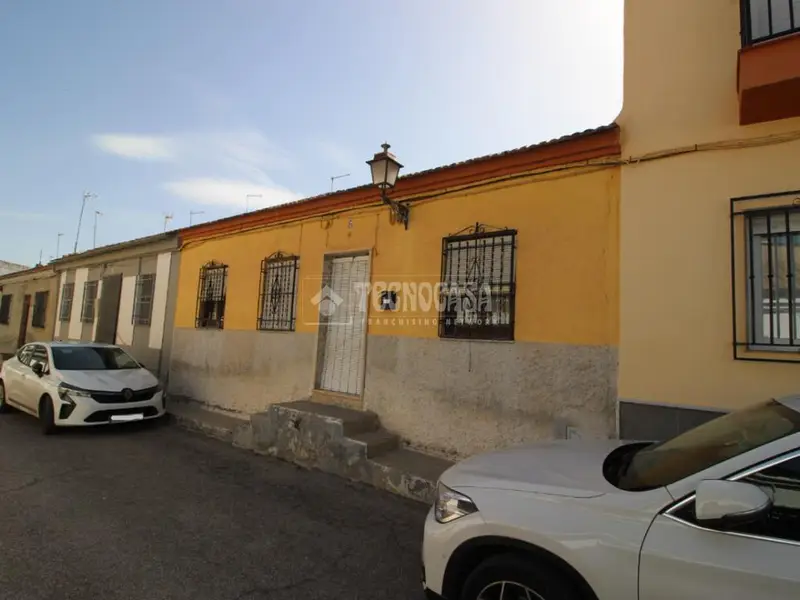 Casa en Planta Baja para Reformar en Las Gabias
