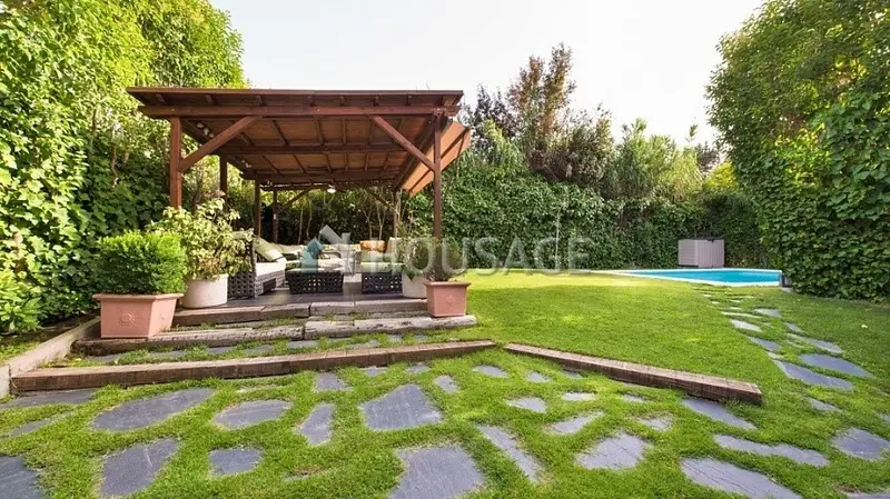 Villa en venta Conde Orgaz Madrid