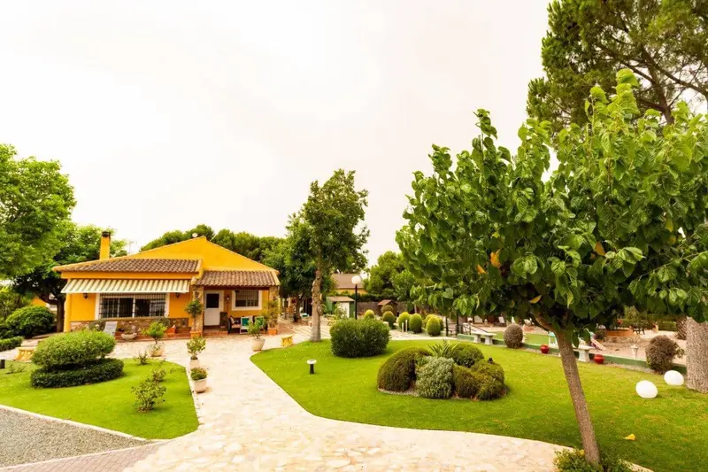 Finca Rural en Alhama de Murcia con Piscina y Dos Viviendas