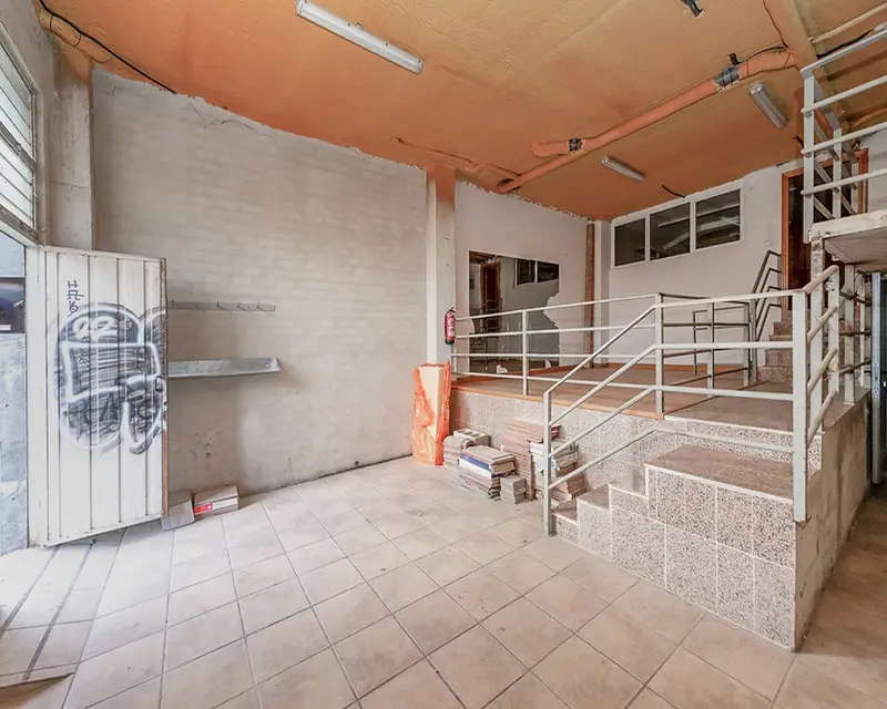 Local en Pamplona 90m2 Calle Carmen Baroja Nessi