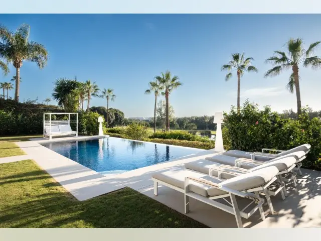 Casa Villa Lujo 5 Dormitorios Nueva Andalucia Golf Vistas Piscina