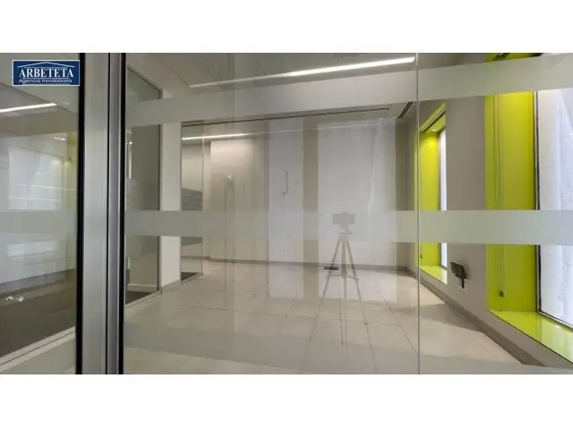 Local Comercial en Bejanque Guadalajara 331m2
