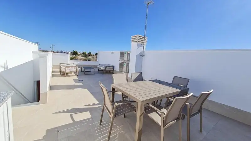 Villa en Venta San Pedro del Pinatar 3 Dormitorios Piscina Privada
