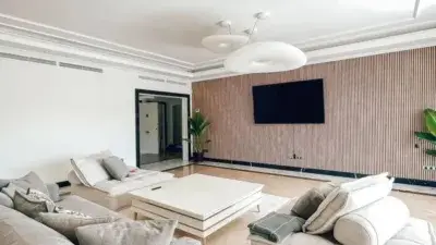 Ático de Lujo en Alquiler Marbella  4 Suites 6 Baños Vistas al Mar