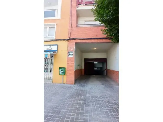 Plaza de Garaje con Trastero en Corredera 122