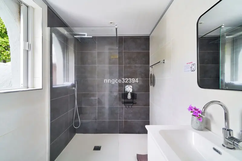 Atico Duplex Reformado Puerto Banus - Inversion o Vivienda