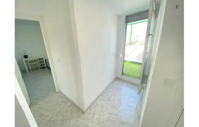 Apartamento 5 Dormitorios Madrid Cerca Metro Usera
