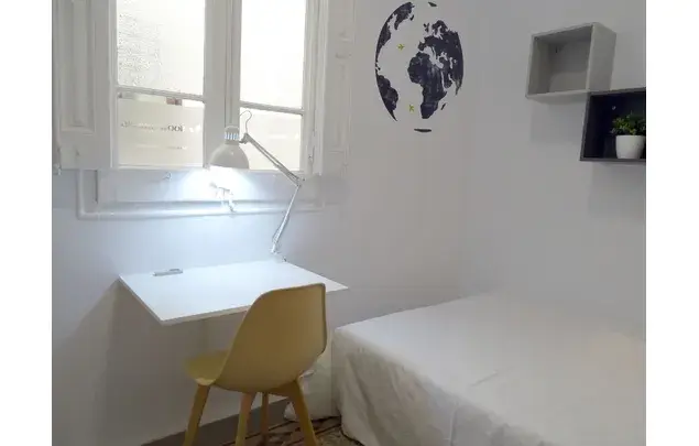 Habitacion en alquiler Barcelona contrato legal incluida