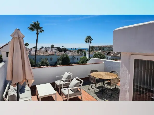Adosado de 3 Dormitorios en venta Casares, España