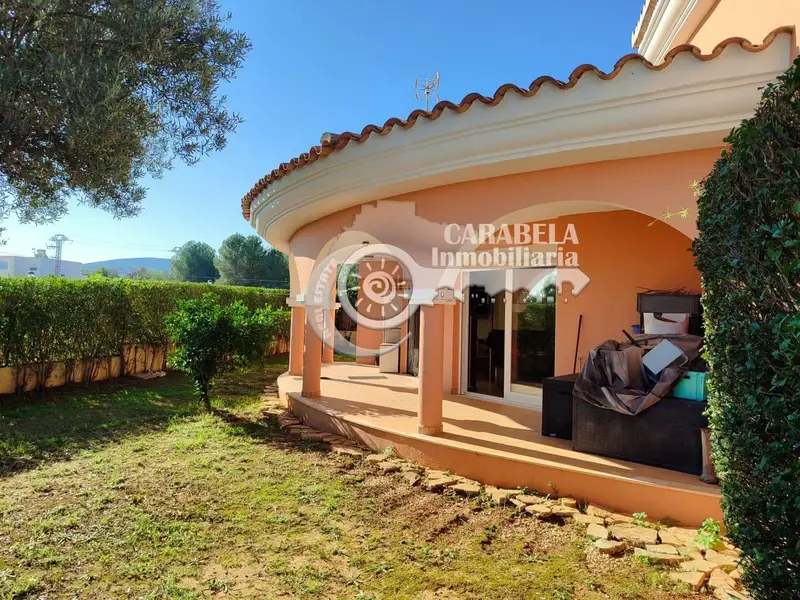 Chalet en Peñiscola con Piscina y Jardín