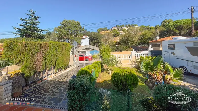 Chalet en venta Lloret de Mar 4 dormitorios 2 banos 800m2