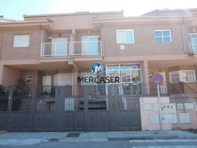 Chalet adosado en venta en Villalbilla Madrid