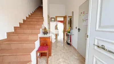 Casa adosada en venta 4 habitaciones jardin terraza parking