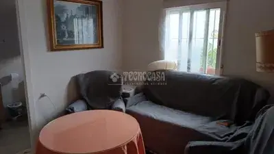 Casa adosada en venta en Sanlúcar La Mayor