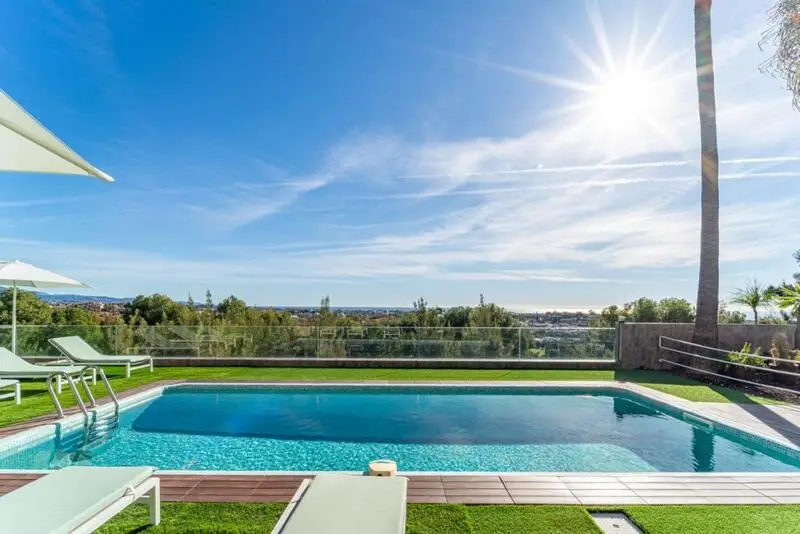 Villa en Venta Nueva Atalaya 3 Dormitorios Piscina Vistas Golf