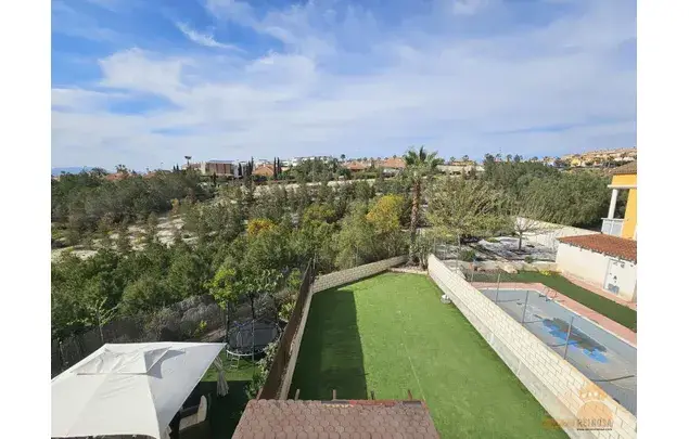 Casa en Molina de Segura 5 dormitorios 180m2
