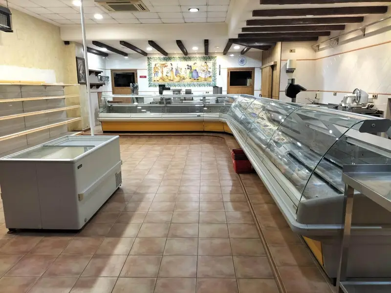 Negocio en alquiler en Cox, Alicante