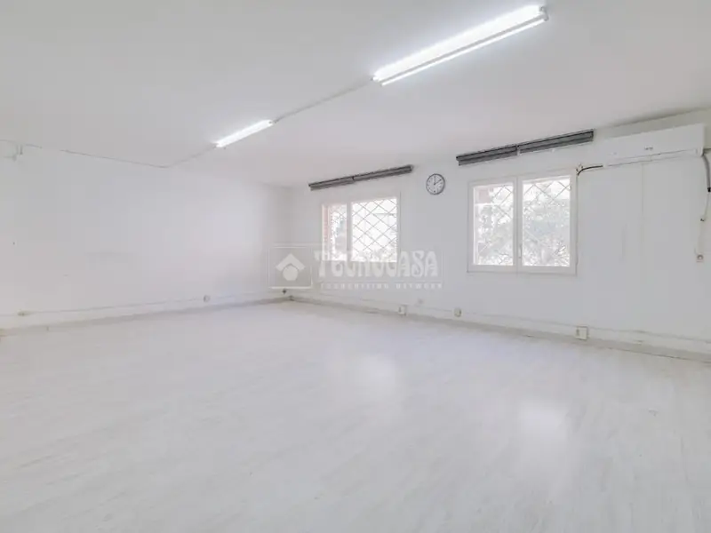 Local Comercial en Venta Nou Barris 58m2 Cerca Metro