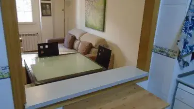 Piso en Alquiler Calle Cacera de la Villa Amueblado con Garaje y Trastero