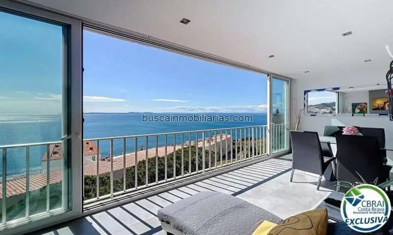 Apartamento en Roses con Vistas al Mar Mediterráneo