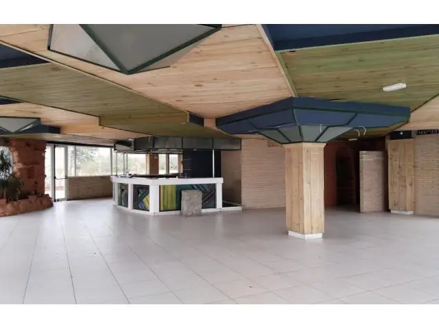 Local Comercial en Venta Empuriabrava Girona