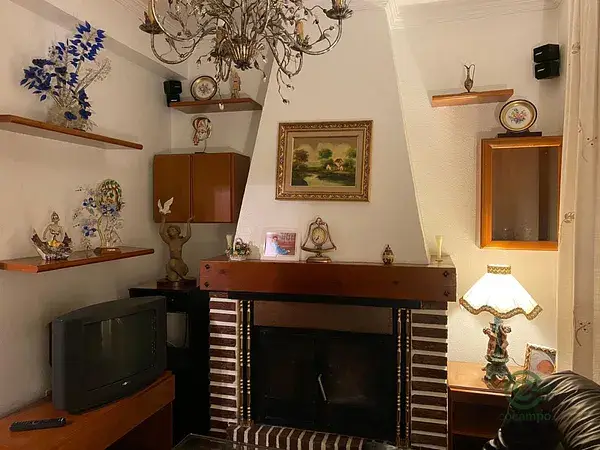 Casa en Lorca con 7 Dormitorios y Jardín