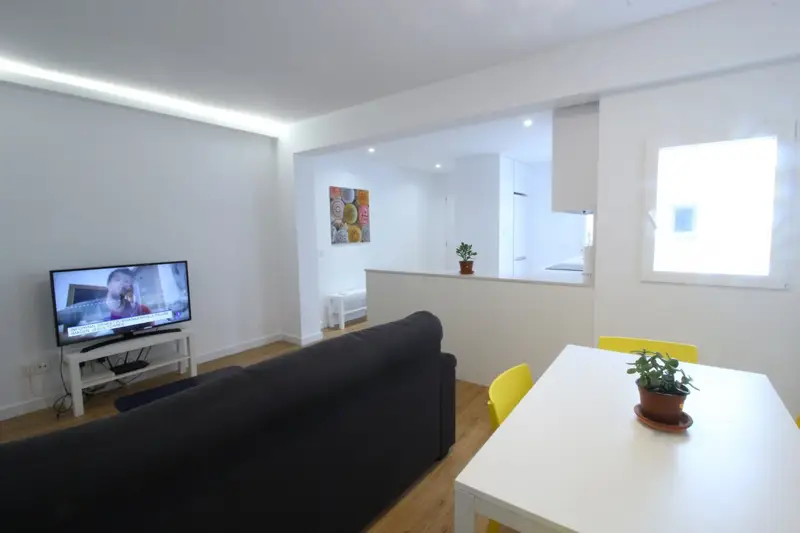 Alquiler Piso Amueblado Estudiantes Valencia 5 Habitaciones 2 Baños