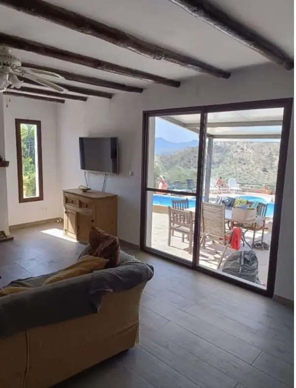 Alquiler a Largo Plazo Finca Riogordo Malaga 5 Caballos