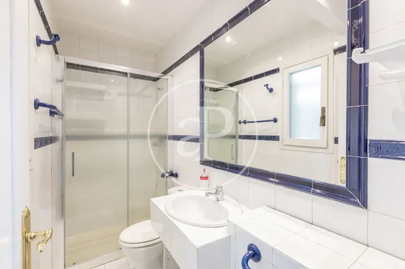 Casa en Parque Conde Orgaz 4 Dormitorios Jardin 1000m2