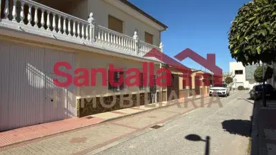 Chalet Pareado en Chauchina 3 Dormitorios 347m2