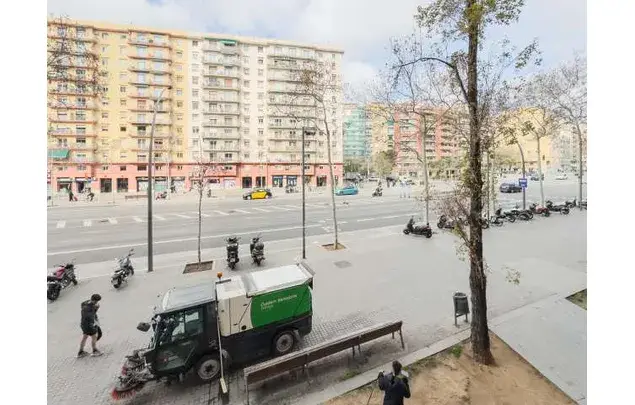 Alquiler Habitacion 60m2 Barcelona