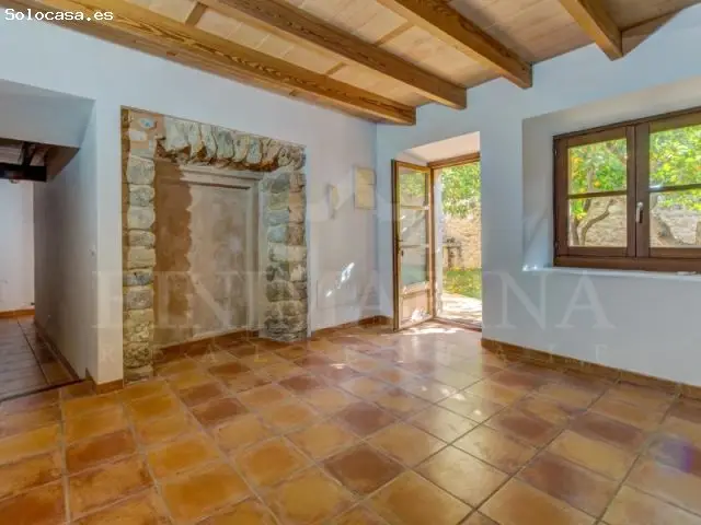 Encantadora Casa Mallorquina Restaurada Con Jardín Privado En Selva