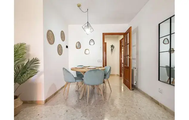 Habitación 60m² en l'Hospitalet de Llobregat - Piso Amueblado
