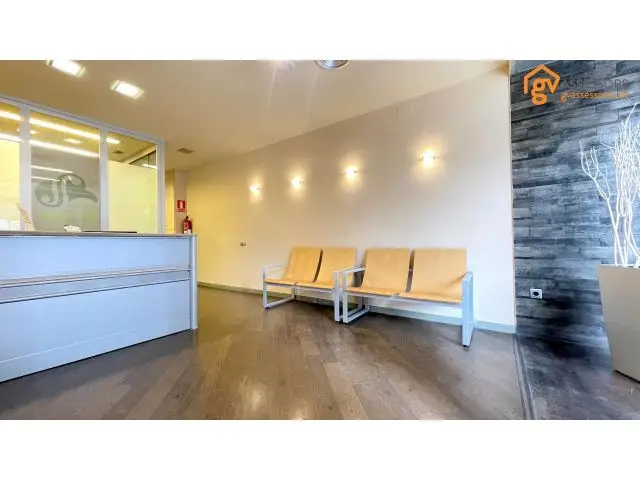 Local 106m2 Diafano Reformado Ideal varios negocios