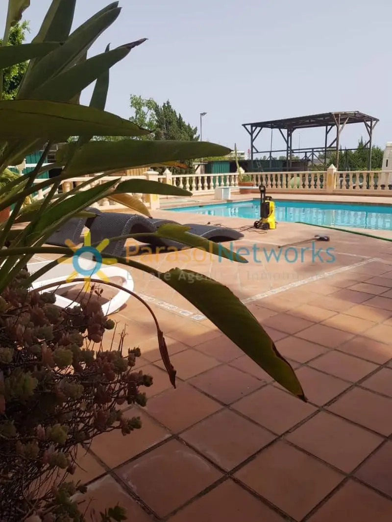 Chalet en Oliva Valencia Alquiler a 500m de la Playa