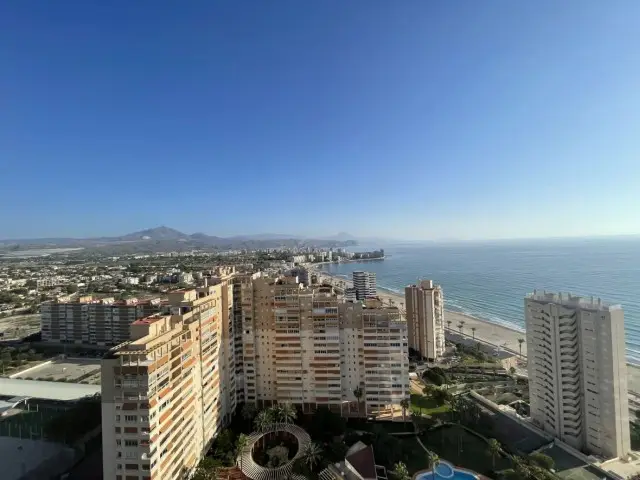 Dúplex 4 Dormitorios El Campello Primera Linea de Mar