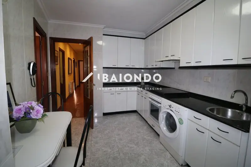 Venta Piso 3 Dormitorios Eibar Zona Urkizu