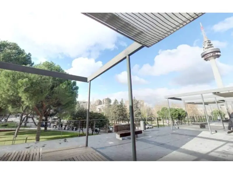Oficina en Alquiler Madrid Retiro Moderna Eficiente Excelente Ubicacion